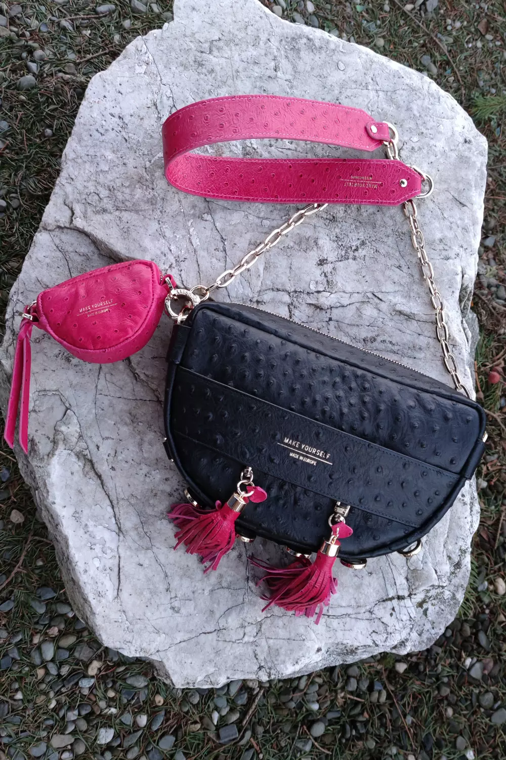 Czarna torebka z frędzlami duo Luna black ostri pink ostri set I chain 1