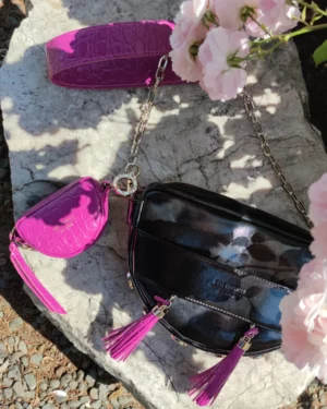 Czarna lakierowana torebka z frędzlami Luna Black Gloss Violet Alli