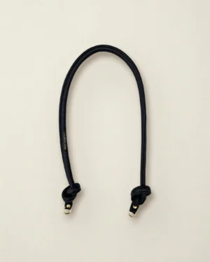 Skórzany wiązany pasek do torebki KNOT Grain Black – Make Yourself