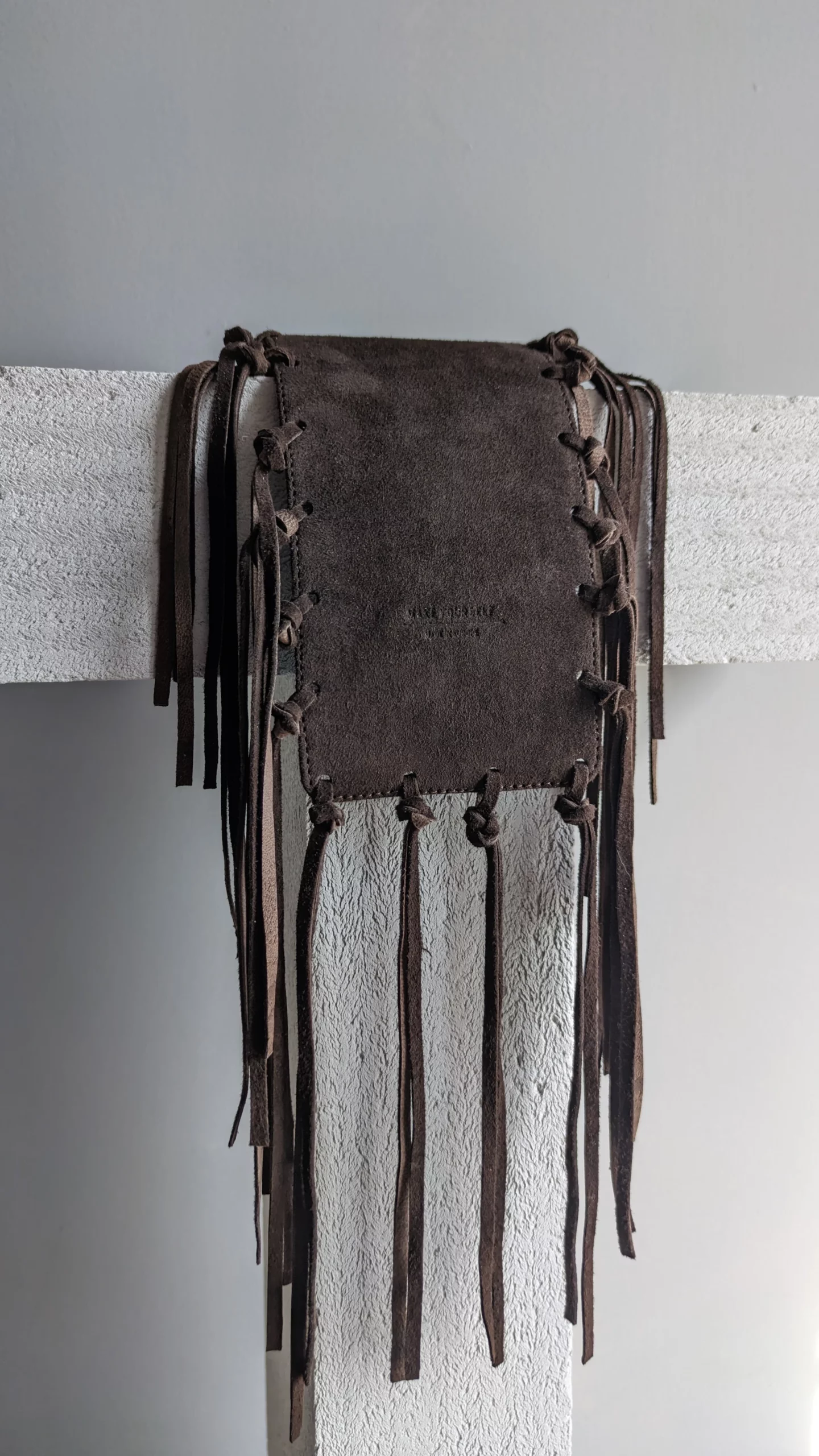 Klapa zamszowa do torebki RECTANGULAR FRINGES dark choco