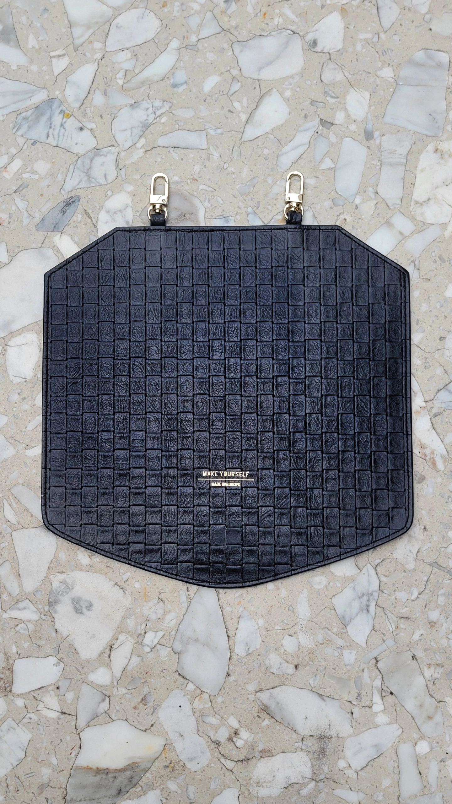 KLAPA Black Braid