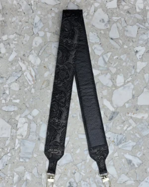 Skórzany długi pasek do torebki Black Wild Roses