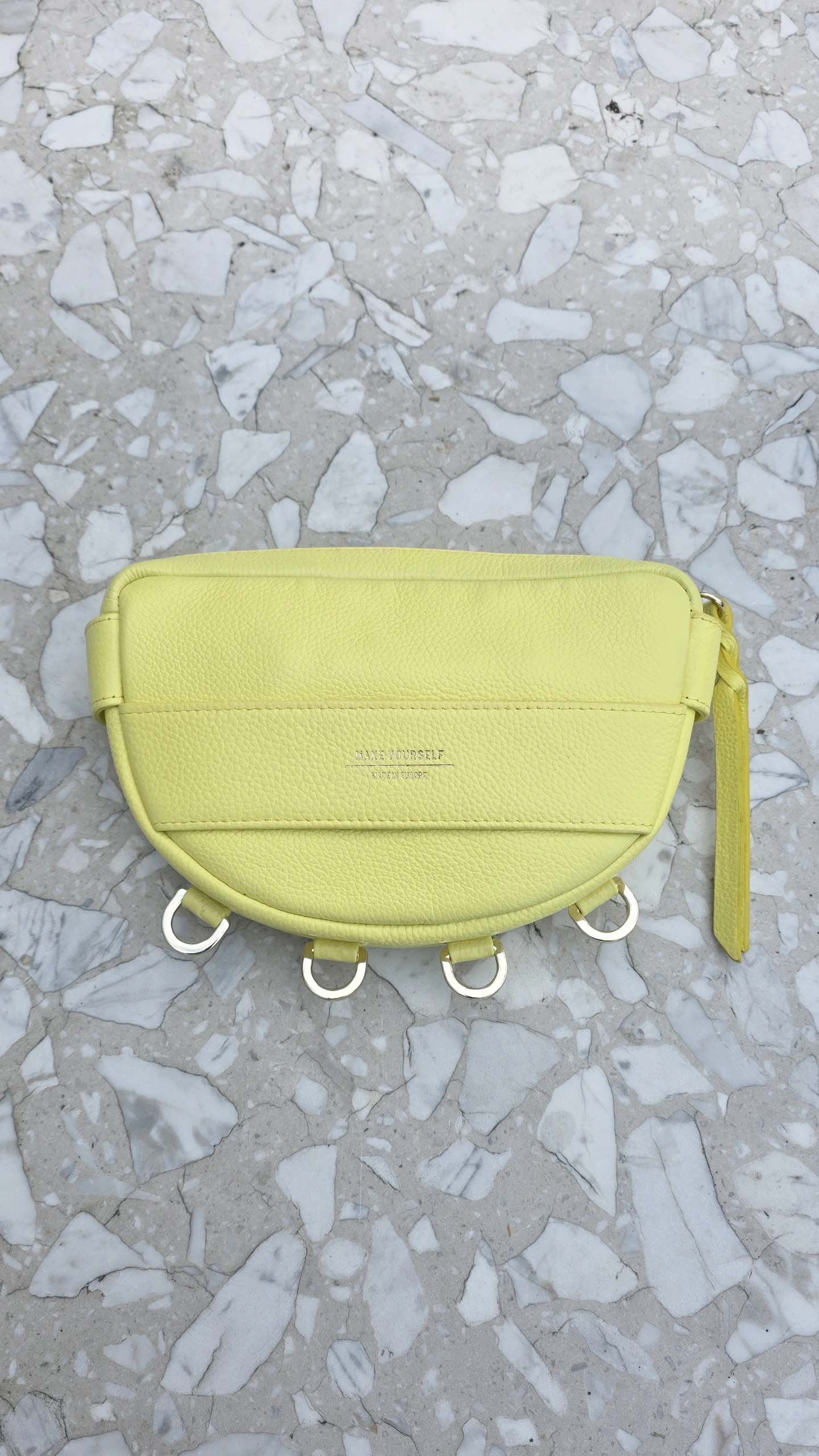 Skórzana torebka półksiężyc Baby Luna Yellow