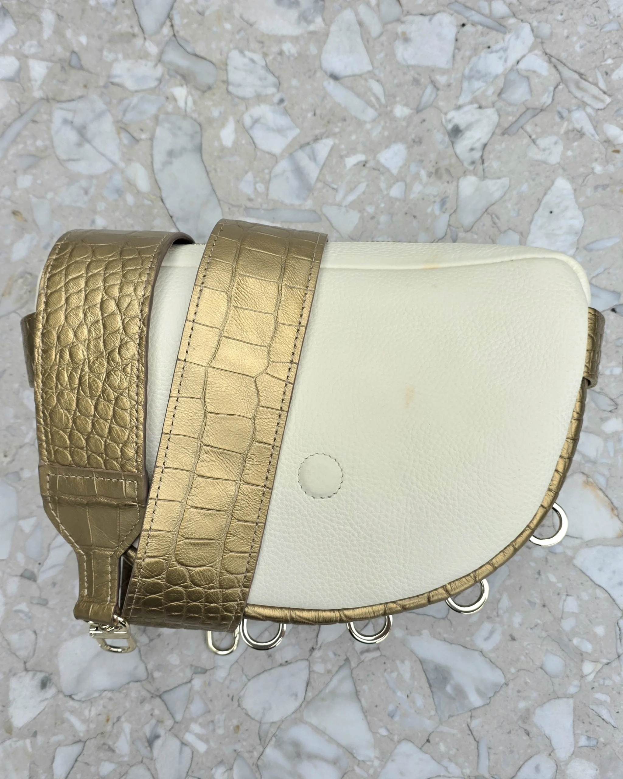 Skórzana listonoszka LUNA M Old Gold Cream 7 Skórzana listonoszka LUNA M Old Gold Cream - obrazek 4